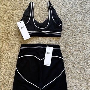 ALO Yoga Black Sports Bra with White Accents